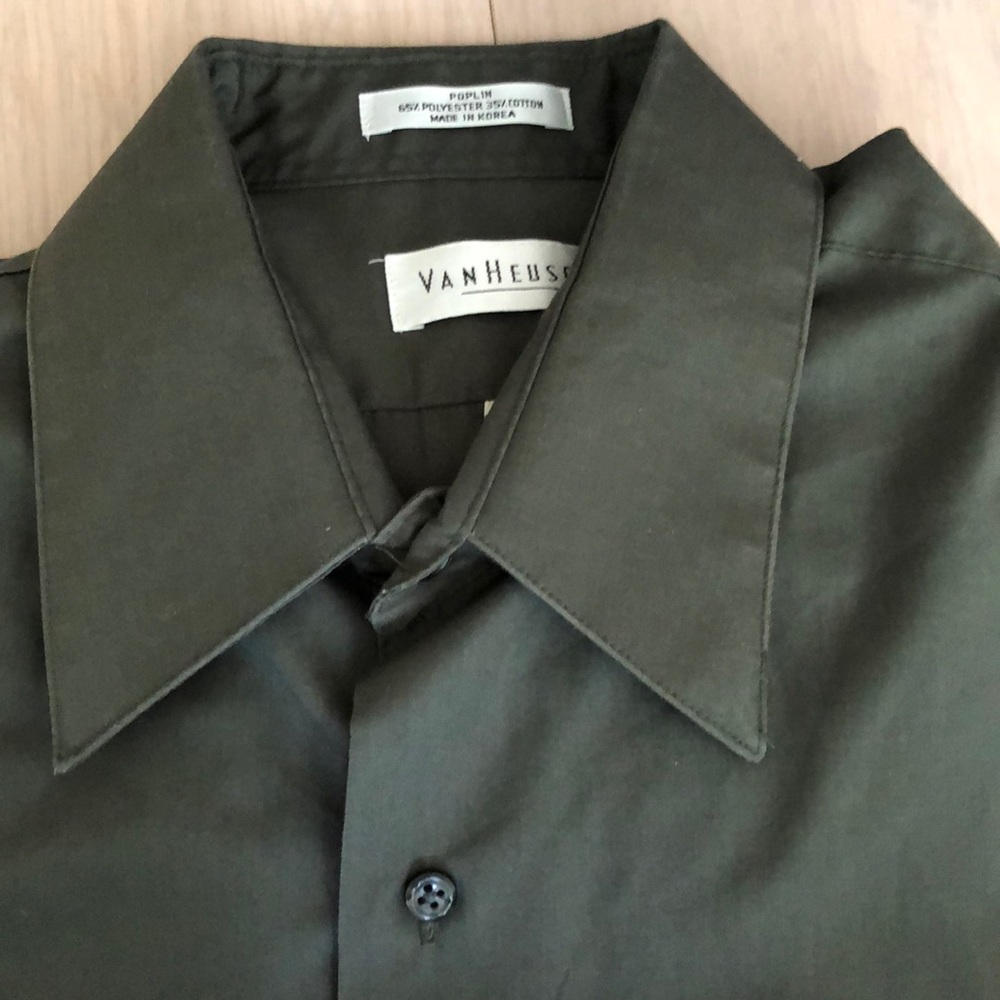 VanHeusen 15.5/32-33 Dark Green Dress Shirt